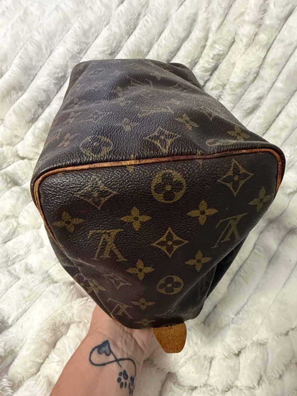 Louis Vuitton Speedy 25 Monogram - Picture 6 of 10